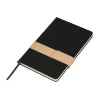 Notebook with magnetic closure