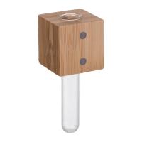 Refrigerator magnet with vase